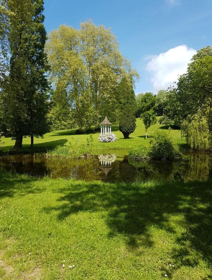 Chateau De La Bribourdiere Putot-en-Auge Екстер'єр фото